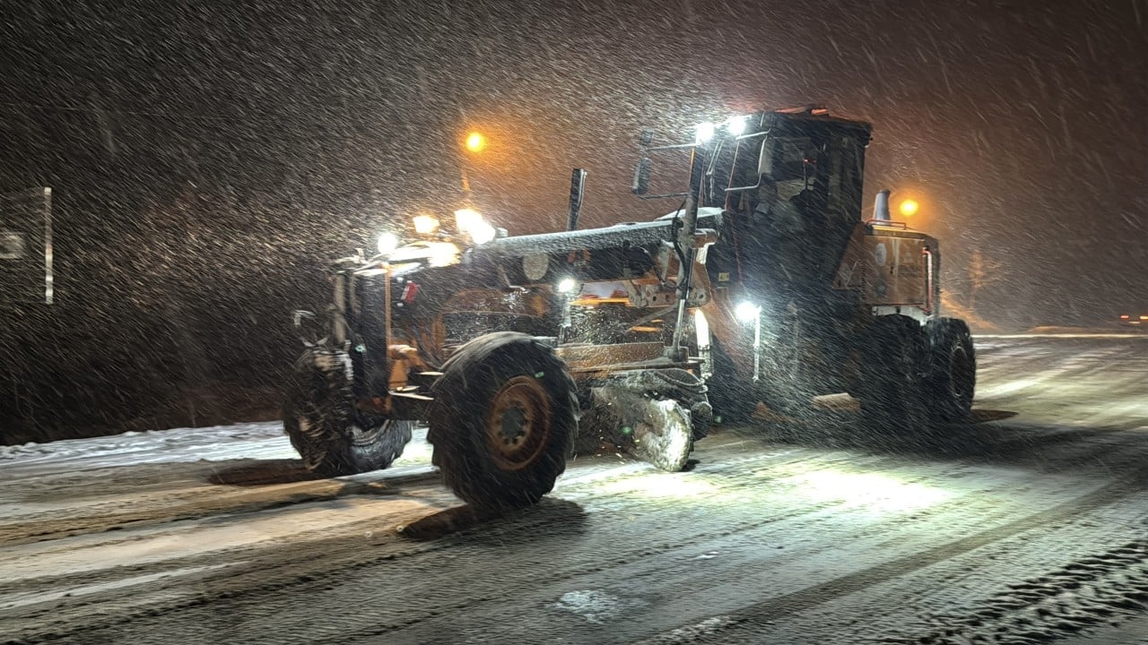 Foto - Kar yağışını fırsat bilenler soluğu Ahmet Usta Geçidi’nde aldı