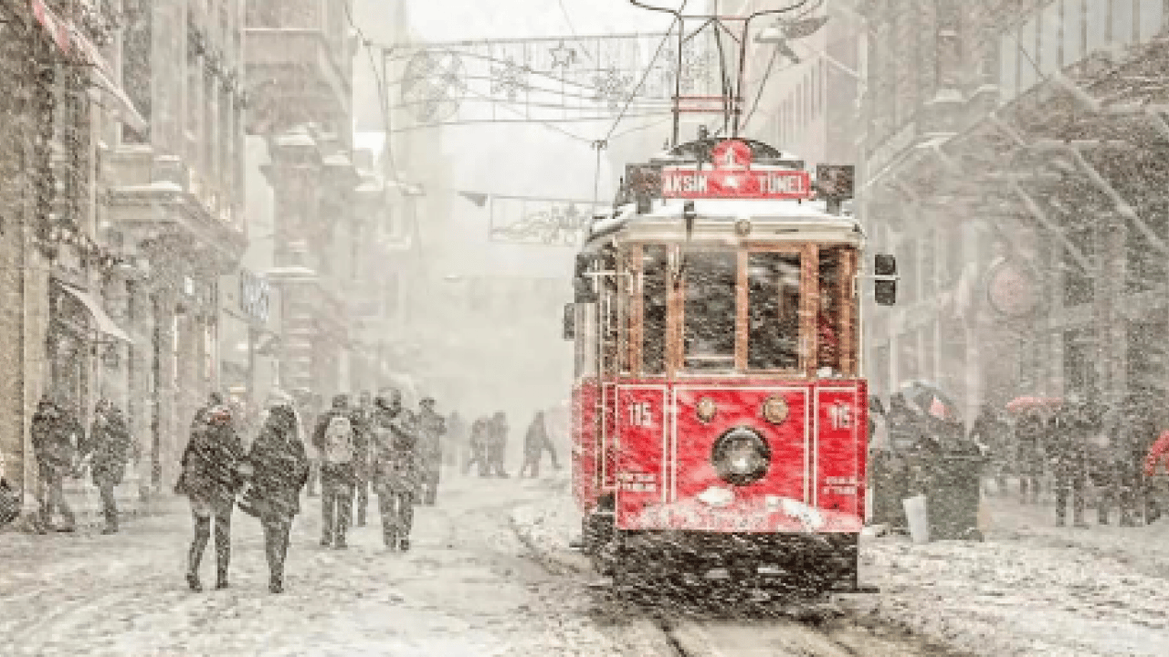 Kara kış kapıda! İstanbul'a beyaz örtü geliyor