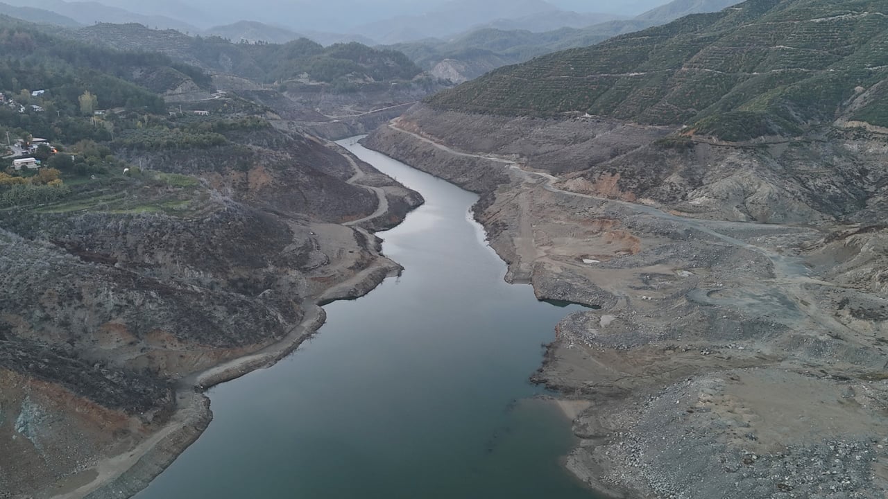 Karaçay Barajı neredeyse yok oldu! Hatay tehlikenin eşiğinde! Seviye yüzde 6’ya indi