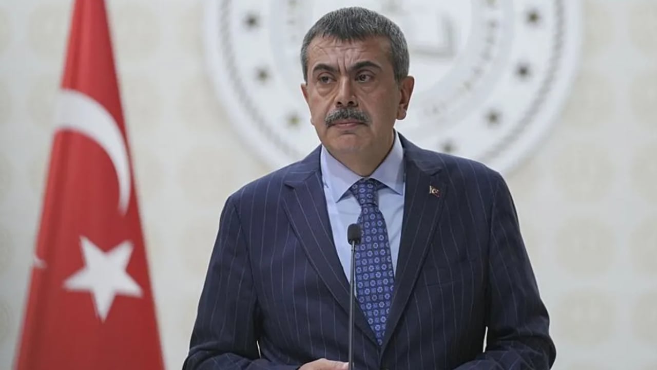 Foto - Karaciğeri parçalanmıştı… Öğrencisinin vurduğu müdür yoğun bakımdan çıktı! Bakan Tekin’den moral telefonu