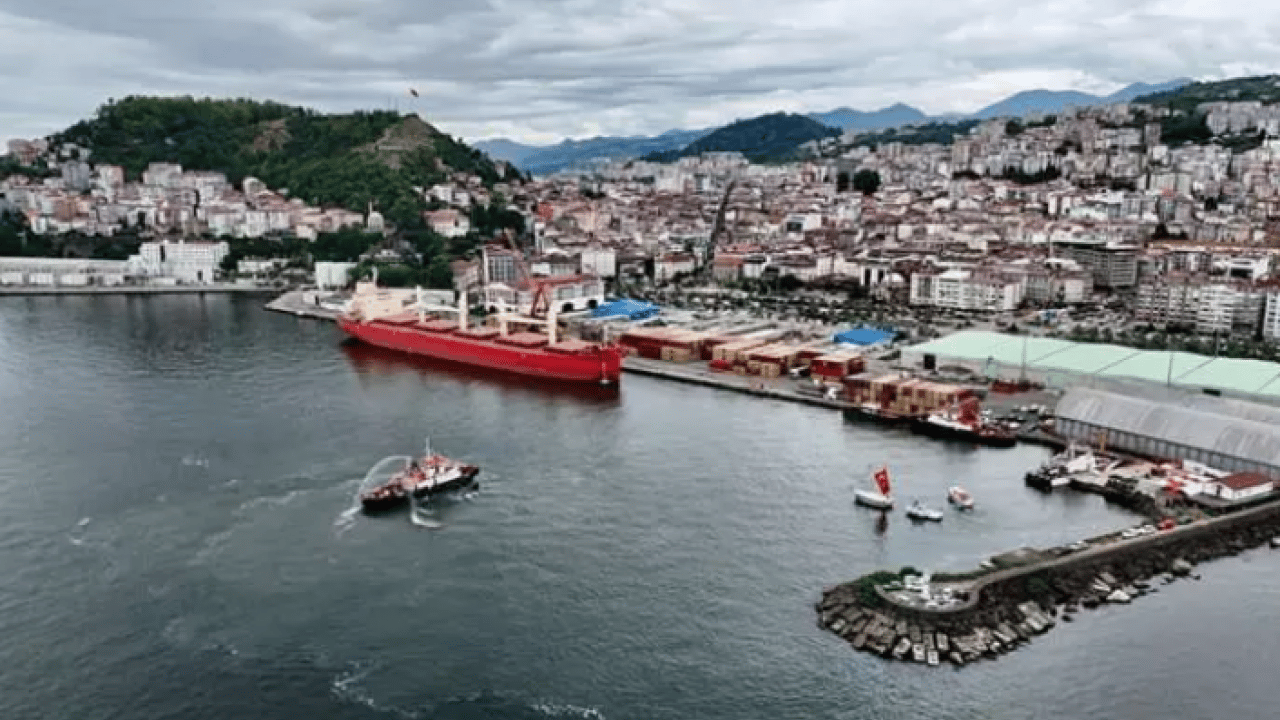 Foto - Karadeniz illeri listeyi domine etti: En kısa boylu insanların olduğu iller belli oldu!