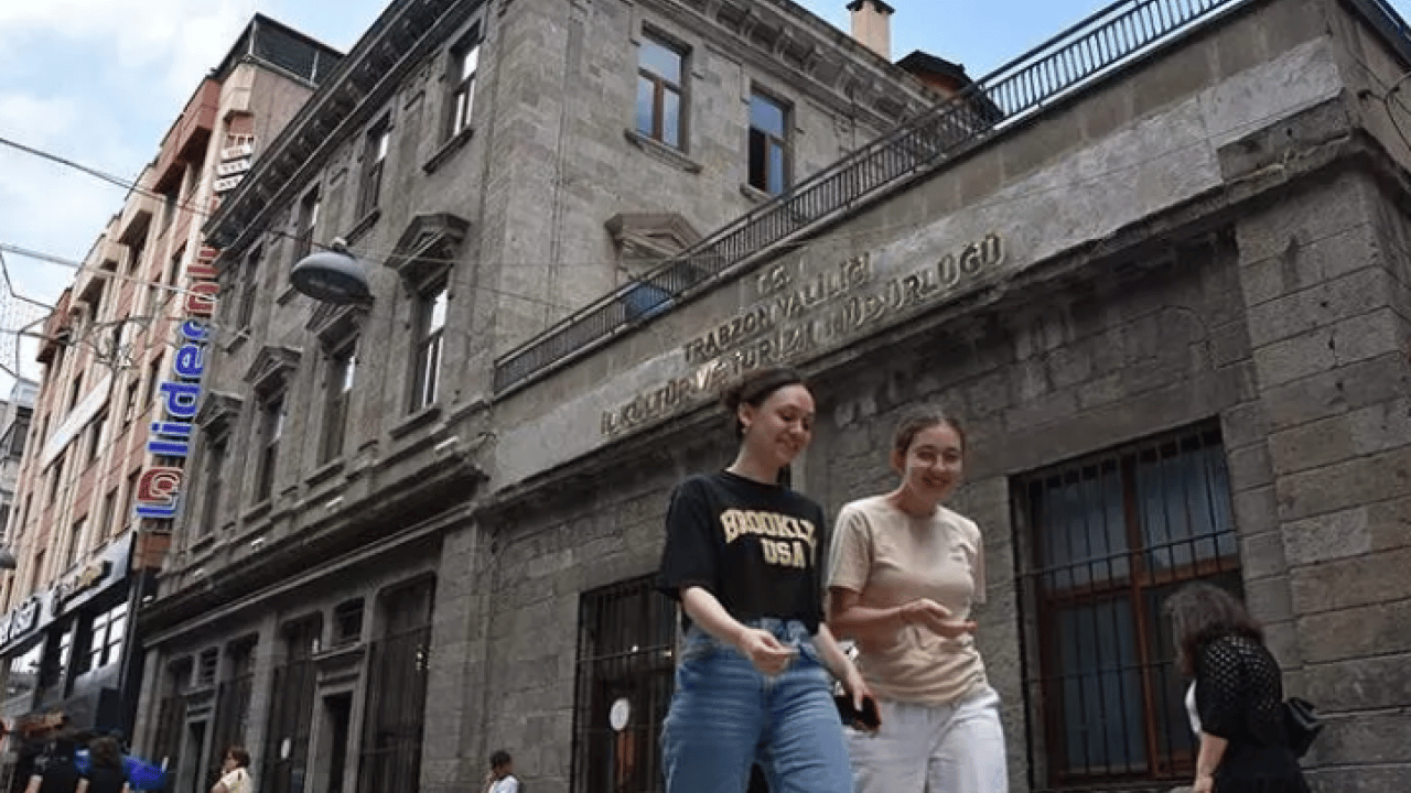 Foto - Karadeniz illeri listeyi domine etti: En kısa boylu insanların olduğu iller belli oldu!