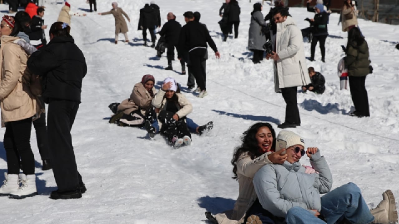 Foto - Karadeniz'in zirvesinde şenlik var: Kardan Adam Festivali coşkuyla başladı!