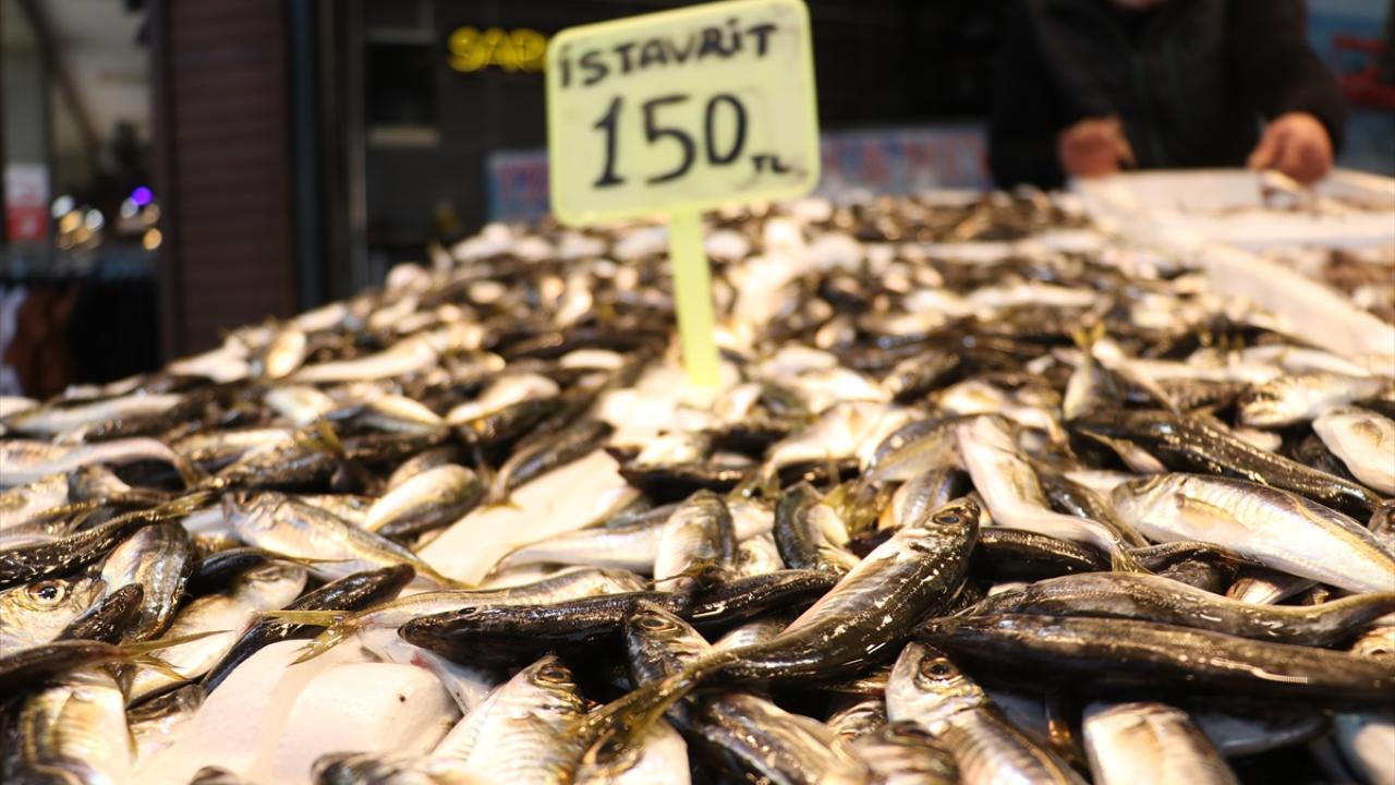 Foto - Karadenizli balıkçılar sezonu değerlendirdi! Palamut üzdü, hamsi mutlu etti