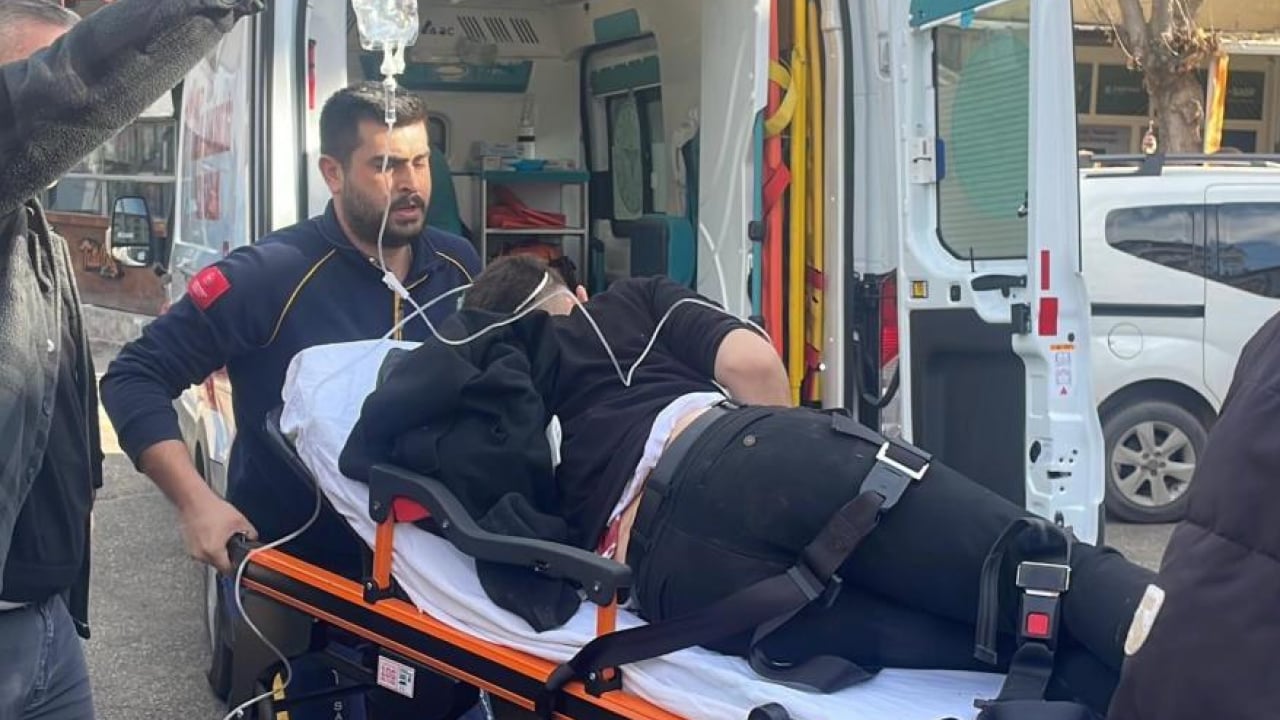 Foto - Karaman'da sokak ortasında infaz girişimi: Baba ve 3 oğlu kurşun yağmuruna tutuldu!