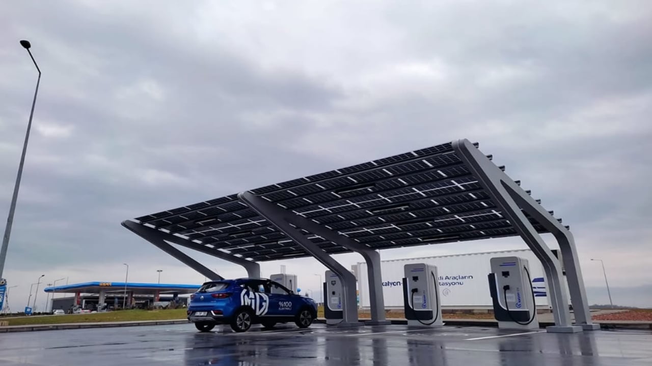 Foto - Karar verildi! Akaryakıt istasyonları şarj istasyonuna dönecek