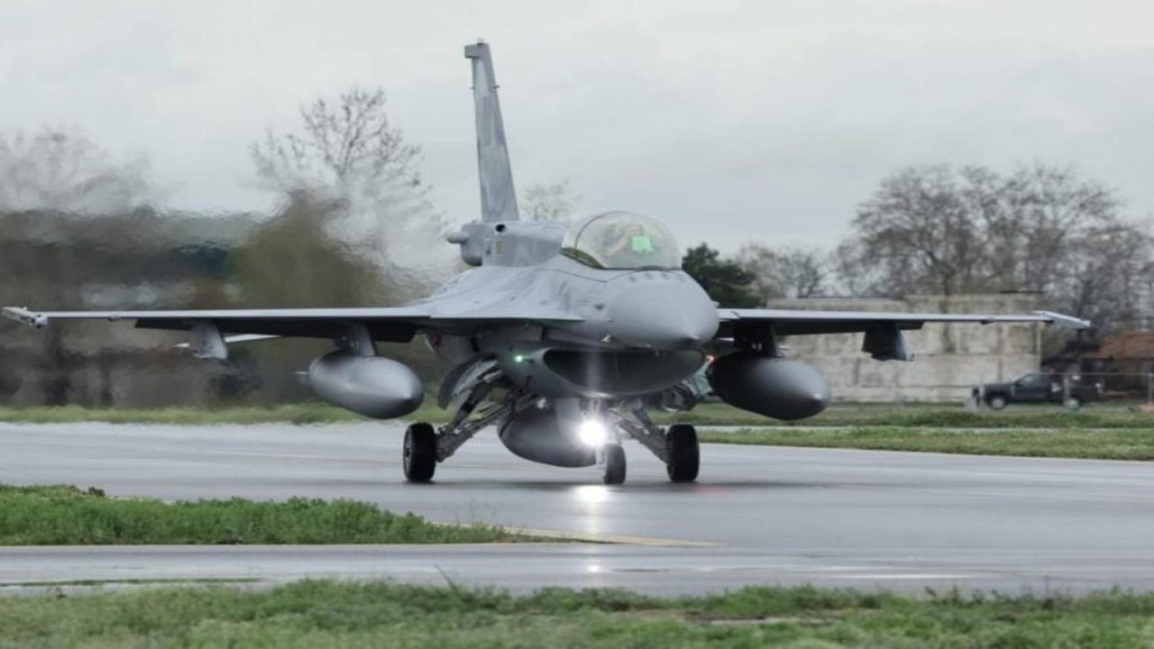 Foto - Karar verildi, Lockheed Martin ile imzalar atıldı! Yeni hava gücü, gökyüzünün canavarı F-16 Block 70 olacak