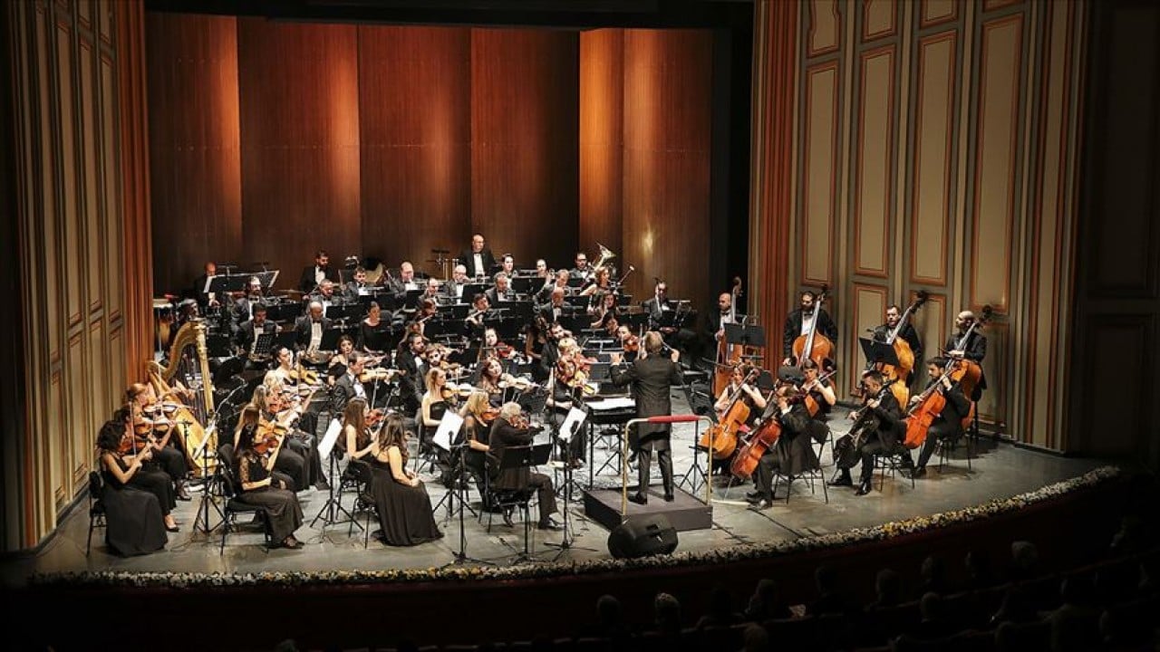 Foto - Karar’ın tesettürlü yazarı Saliha Sultan'ın derdine bakın