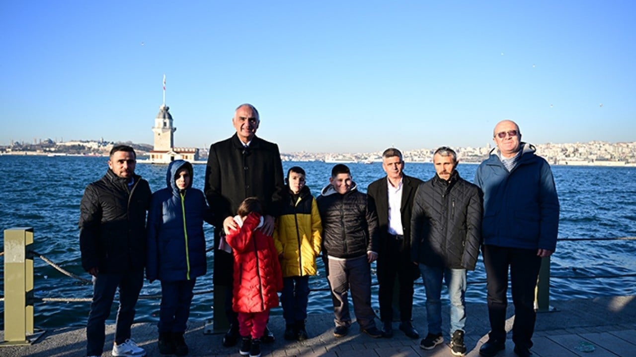 Foto - Kardan Kız Kulesi yapan çocukları Kız kulesi'nde ağırladı
