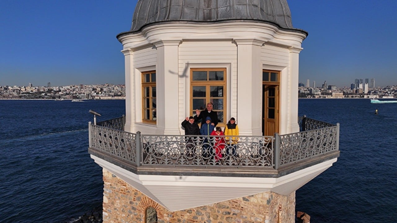 Foto - Kardan Kız Kulesi yapan çocukları Kız kulesi'nde ağırladı