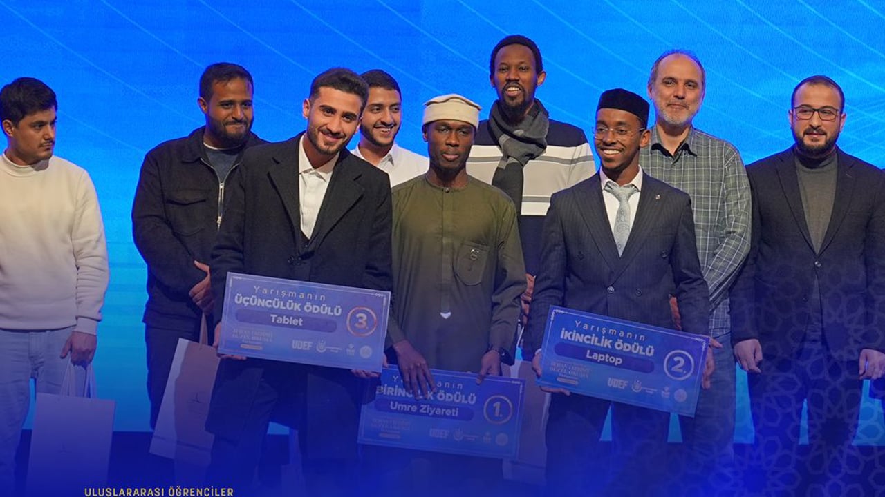 Foto - Kardeşlik ve dayanışma Kur’an tilavetiyle güçlendi! Manevi buluşmada büyük heyecan!