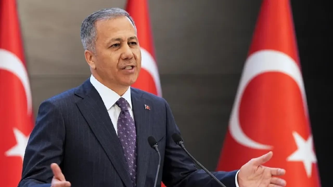 Foto - Kargocular bile bu kadar paket yapmıyor! Kırmızı bültenle aranan azılı suçluları yurt dışında paketledik