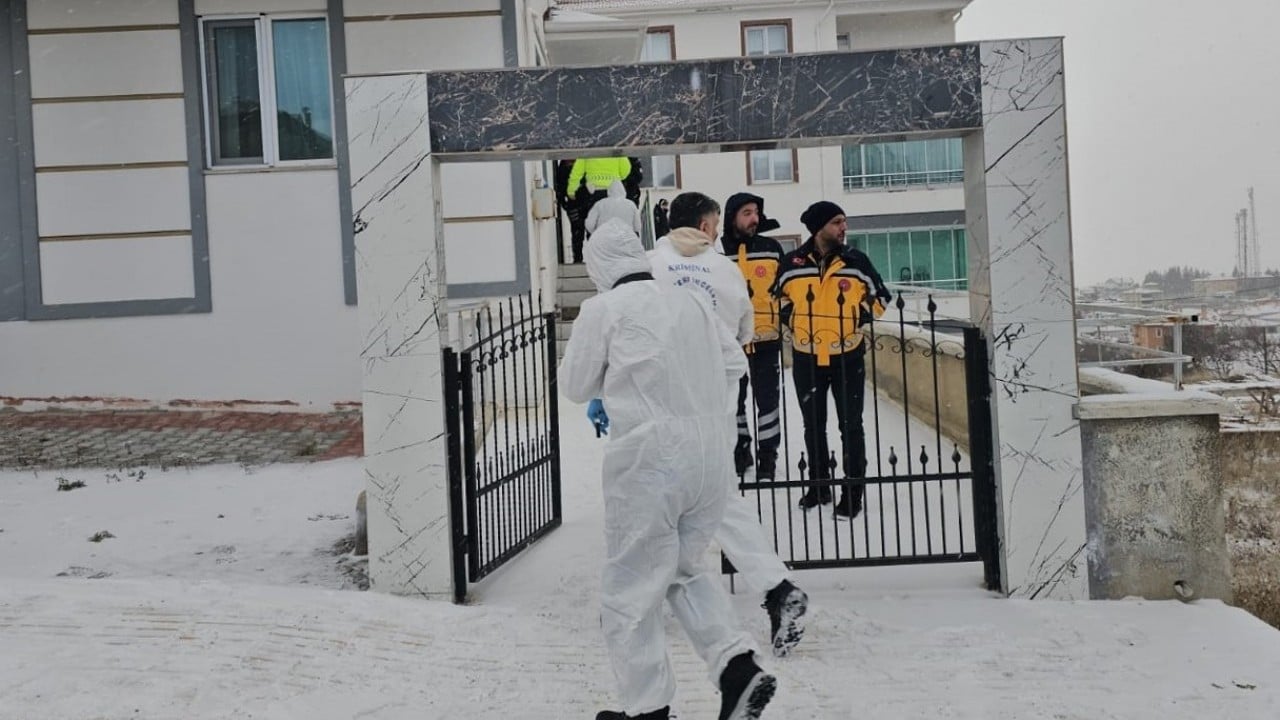 Foto - Karı-koca evlerinde silahla vurulmuş halde ölü bulundu
