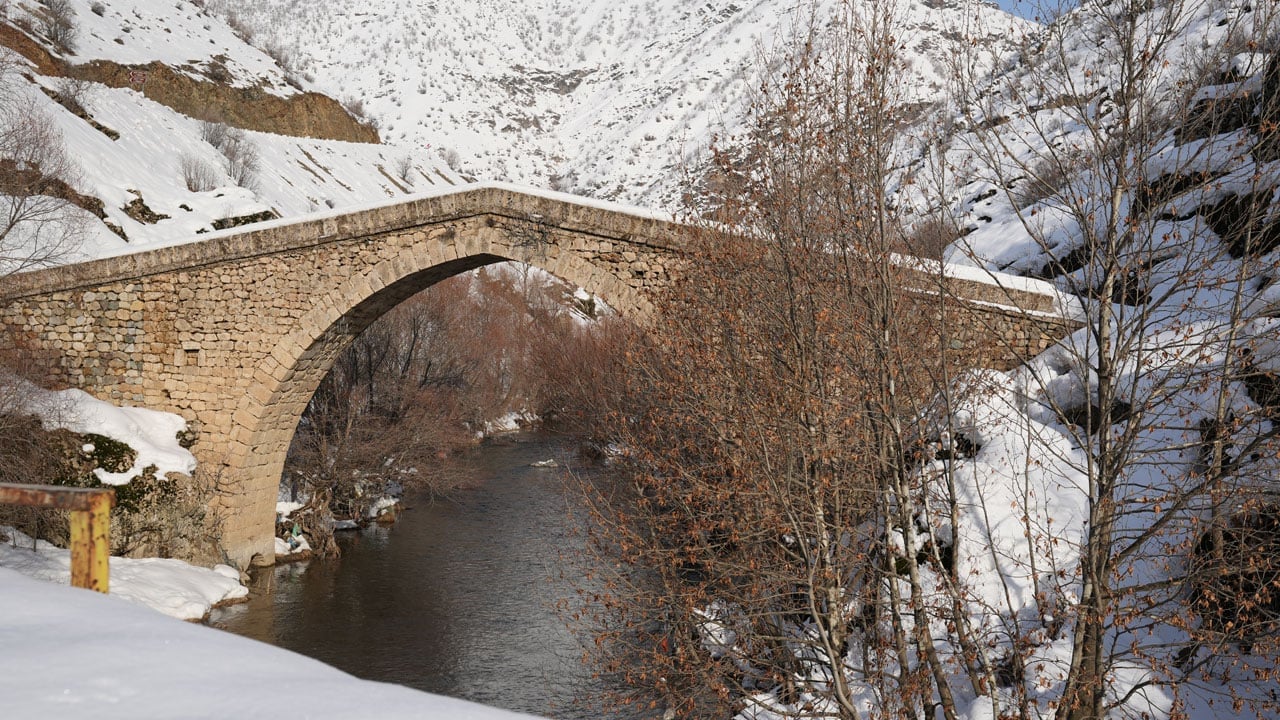 Foto - Karla gelen görsel şölen! Tarihi yapılar göz kamaştırdı