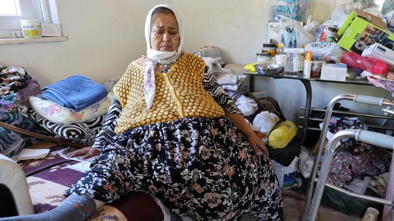 Foto - Karnından 40 kilogram kitle çıkarıldı! Bu kez sevinçten ağladı