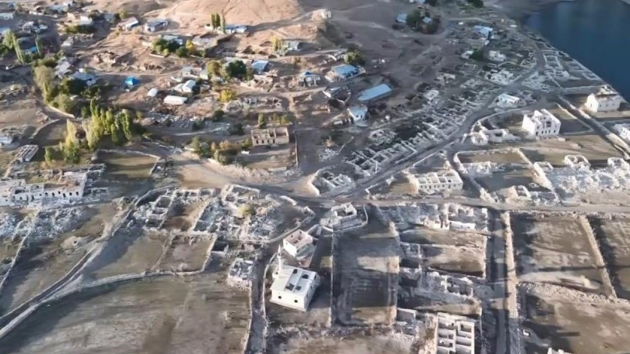 Foto - Kars’ta baraj suları çekildi! Bakın ortaya ne çıktı