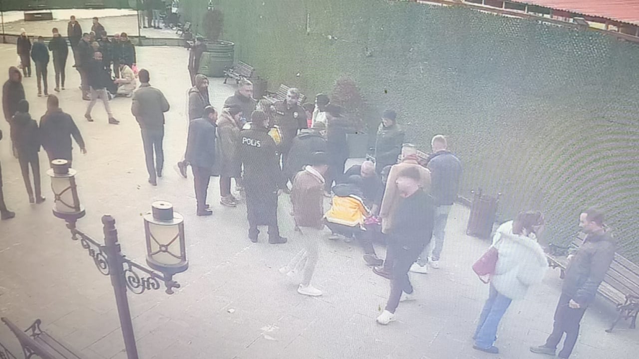 Foto - Kars’ta parkta kanlı hesaplaşma: 7 yaralı, 13 gözaltı!