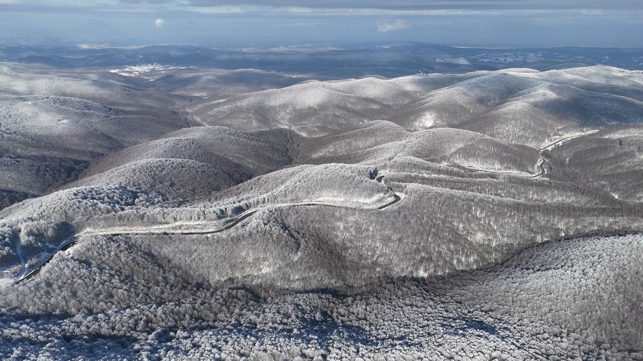 Foto - Kartpostallık manzara! Istranca’nın zirveleri beyaza büründü