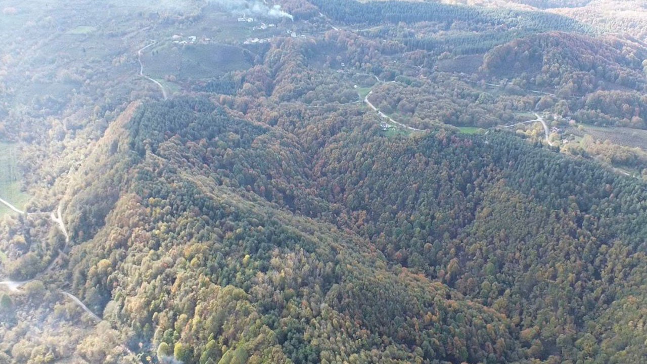 Foto - Kartpostallık sonbahar! Dağlar sarı-kızıl renklere büründü