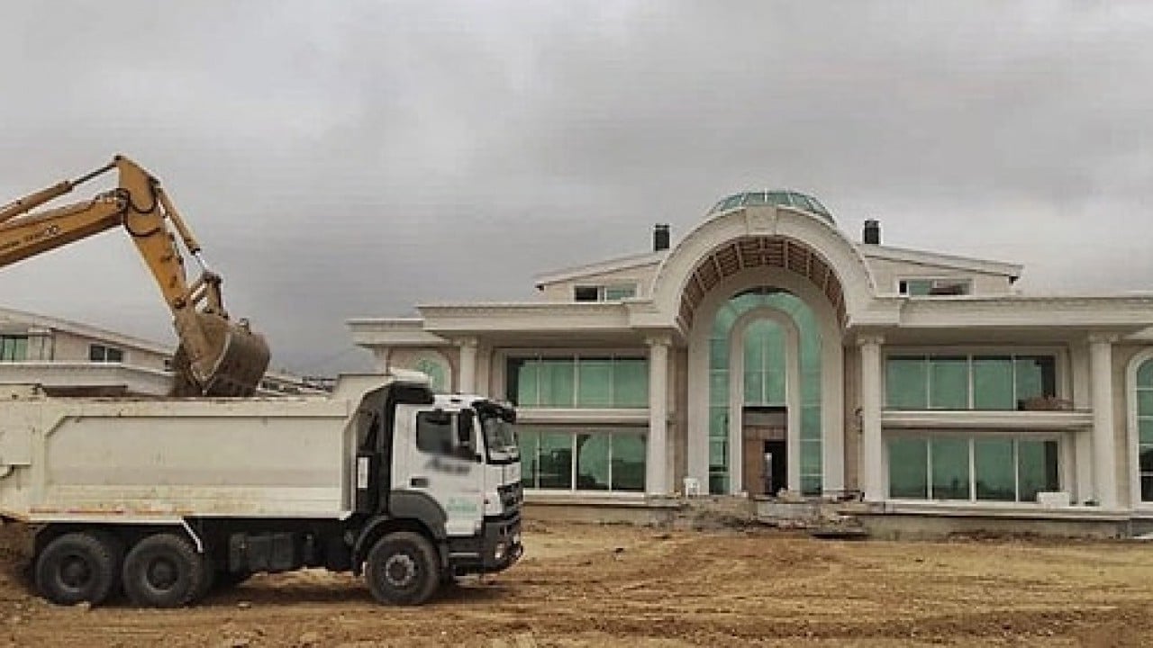Foto - Katar kraliyet ailesi için yaptırılan dev malikane satışa çıkarıldı: Fiyatı tam anlamıyla olay