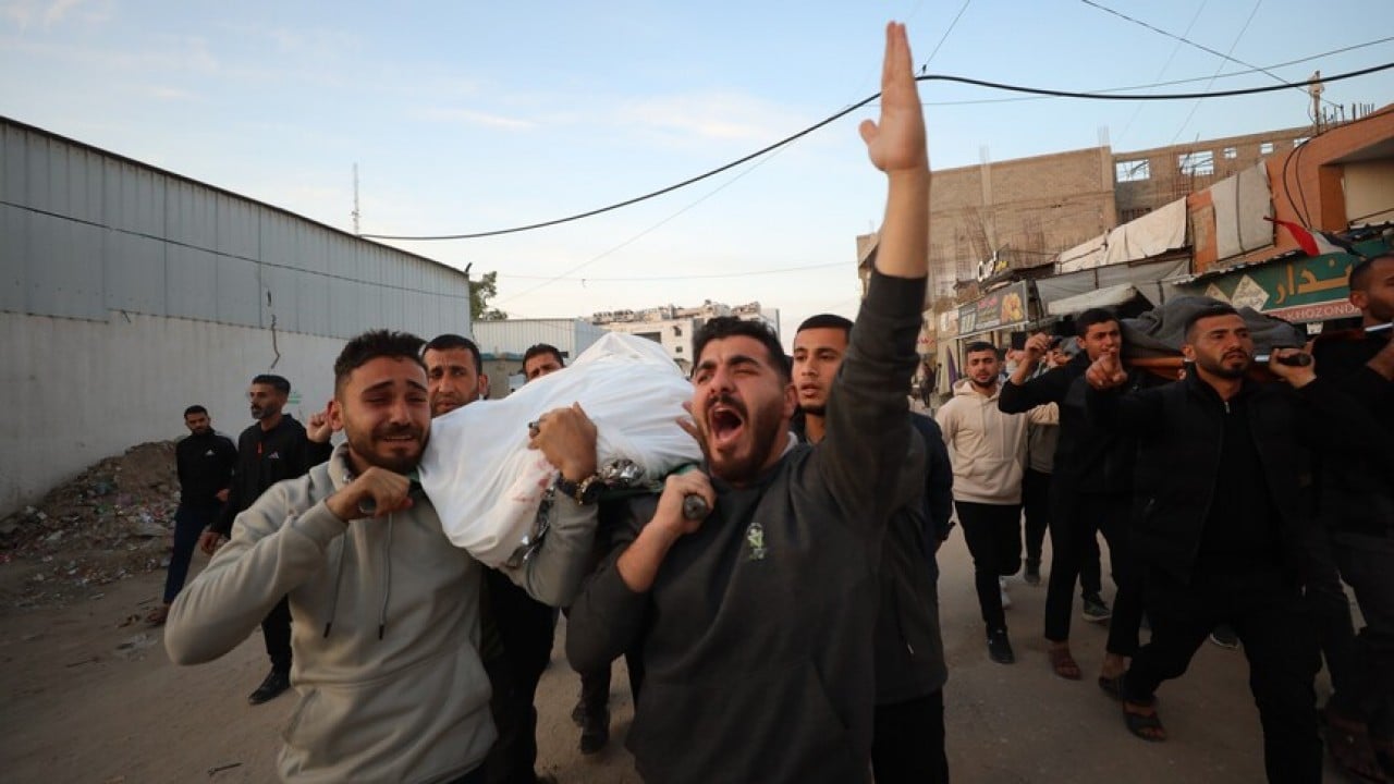 Katil devlet İsrail yine ateşkesi dinlemedi! 3 Filistinli daha hayatını kaybetti