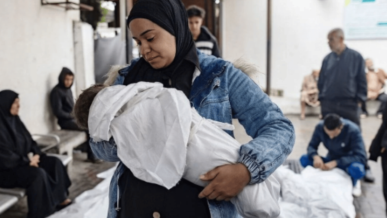Foto - Katil İsrail Gazze’yi vurmaya devam ediyor! Enkaz altından cenazeler fışkırıyor: Şehit sayısı korkunç rakama ulaştı