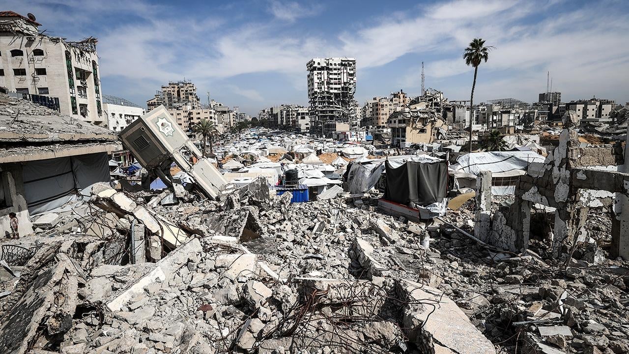 Foto - Katil İsrail'in Gazze'ye saldırılarında can kaybı 70 bini aştı