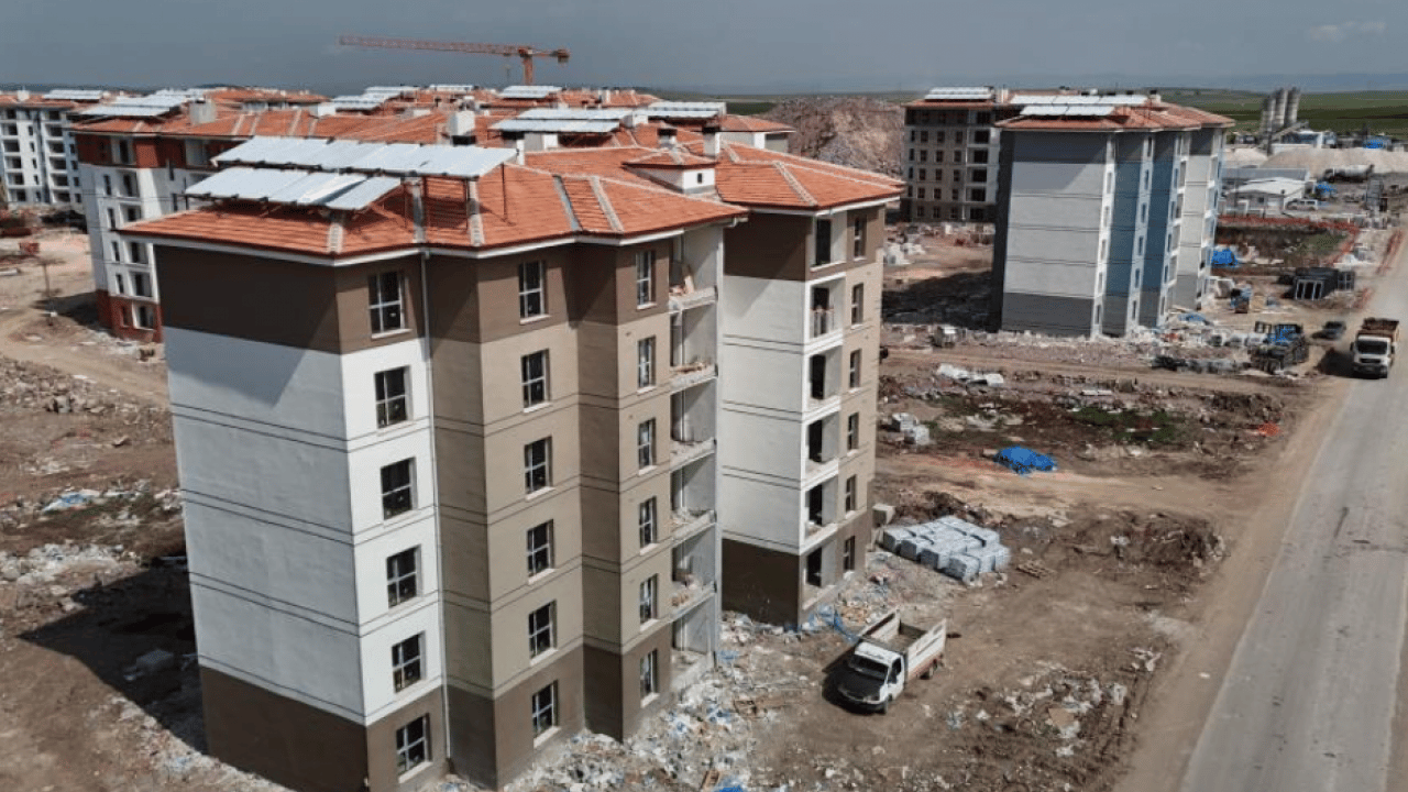 Foto - Katlana katlana gidiyor! TOKİ’nin gittiği yerlerde fırsatçılık