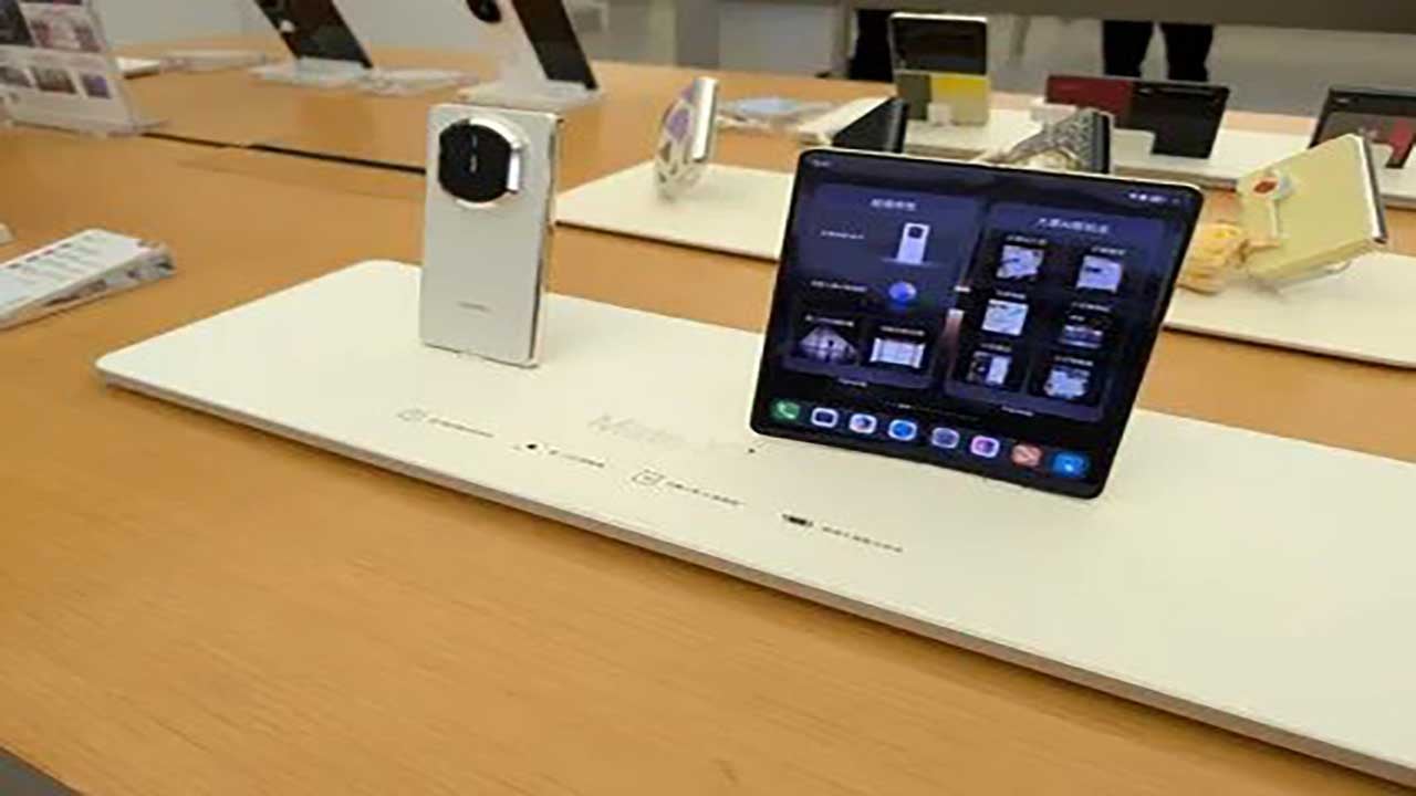 Foto - Katlanabilir teknolojinin zirvesi sahnede! Huawei Mate X7, ultra ince gövdesi ve profesyonel XMAGE kamerasıyla dünyayı selamlıyor