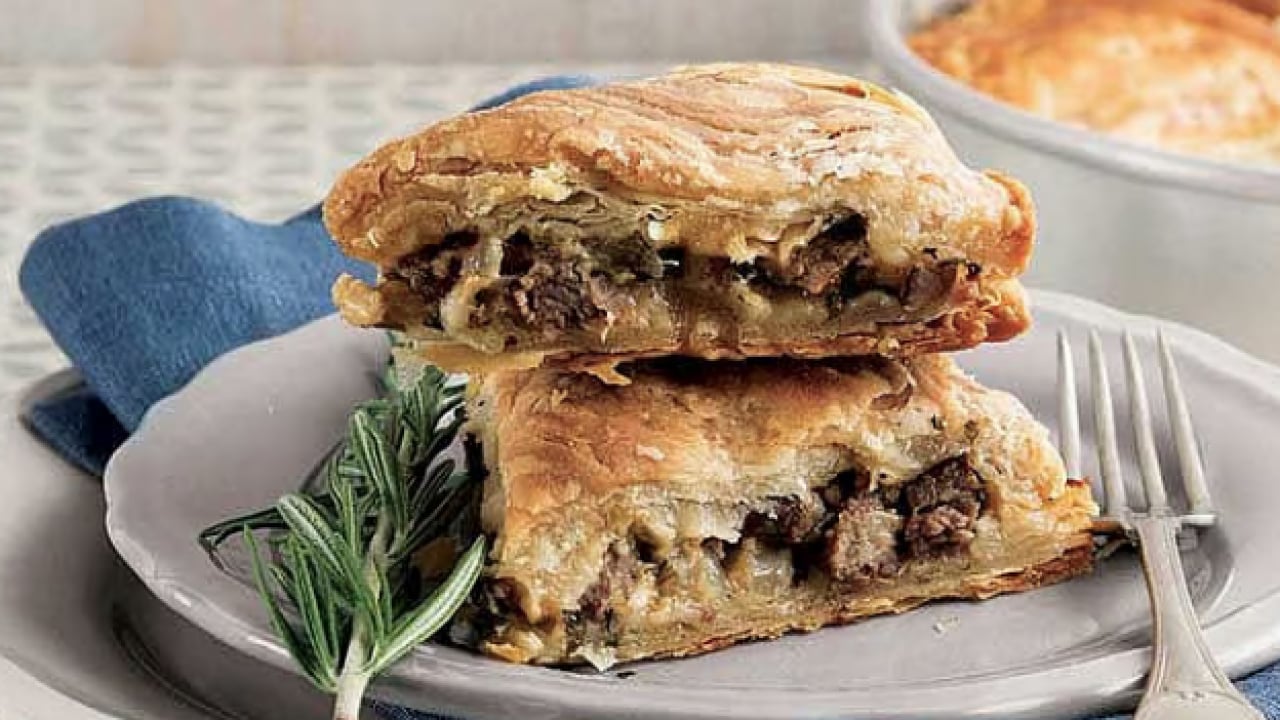 Foto - Kavurma, bal ve kuru dut bir arada! Bingöl’ün ezber bozan 'Zervet Böreği' lezzeti