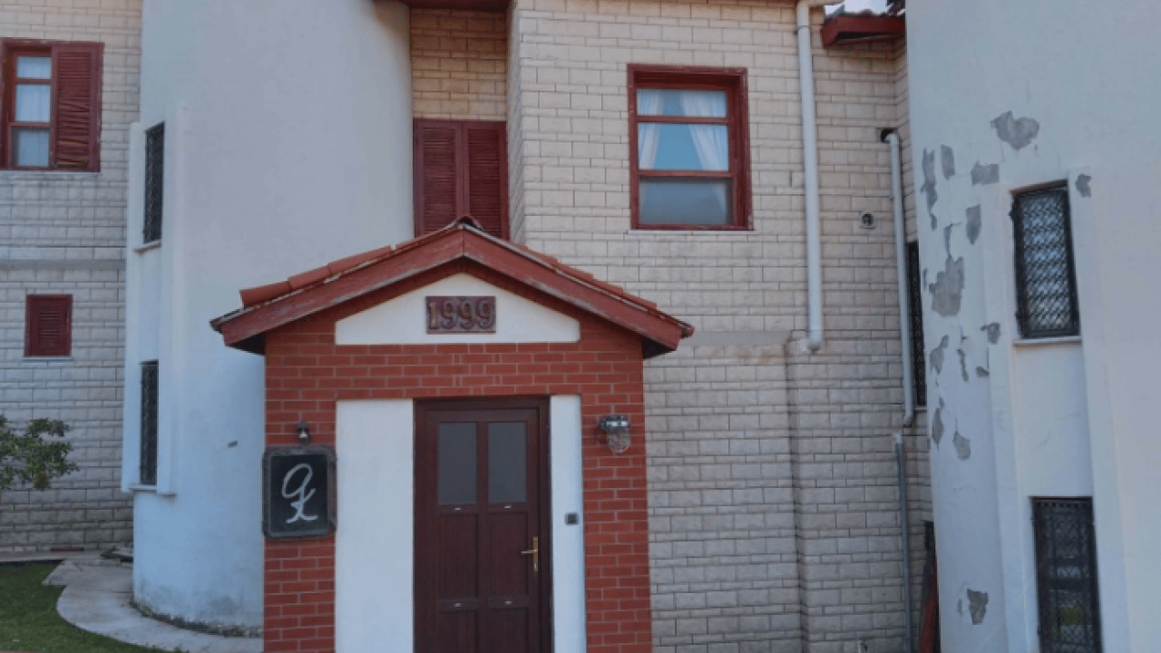 Foto - Kayahan’ın ‘Gönül Köşkü’ satışta! Bakın fiyatı ne kadar