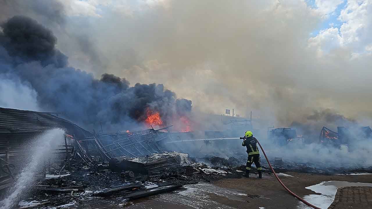 Foto - Kayseri'de büyük yangın