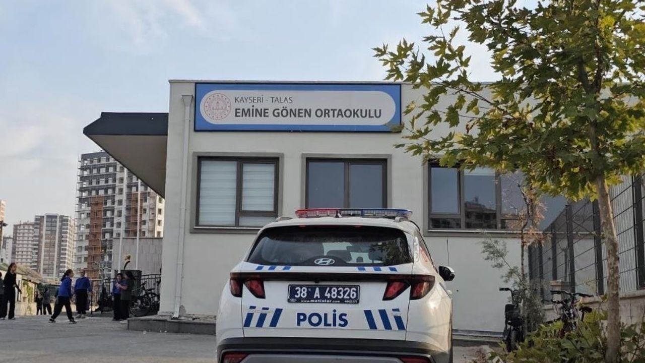 Foto - Kayseri’deki sucuk festivalinde skandal! Böyle rezillik görülmedi