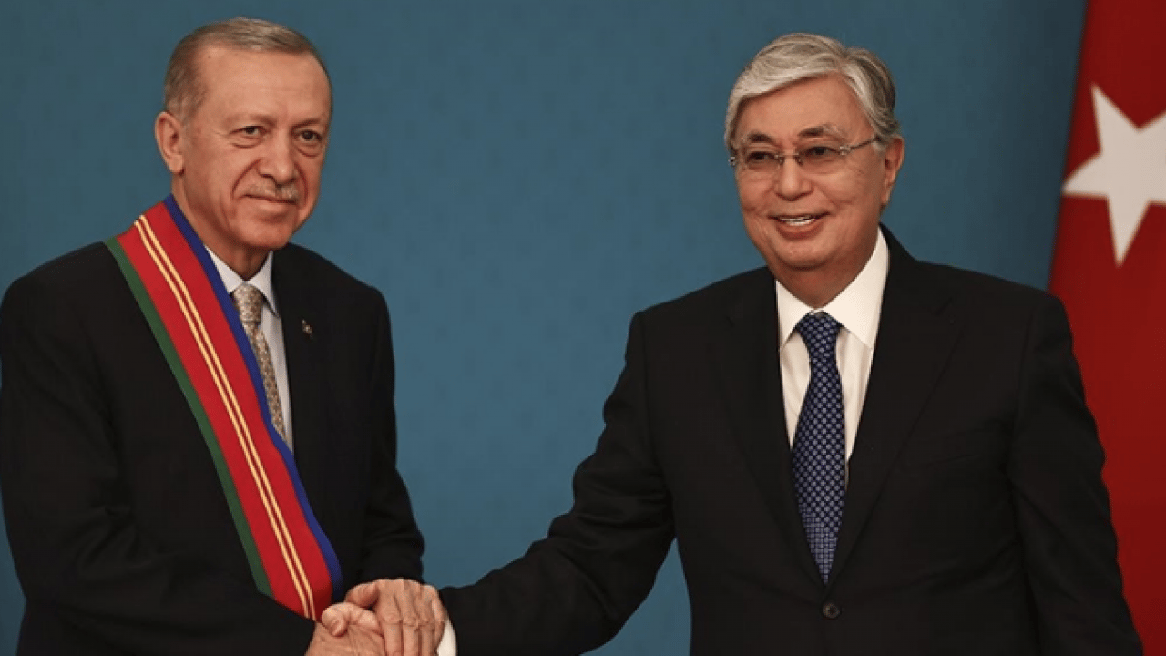 Foto - Kazakistan'da Tarihi Karar: Yapay Zeka Ortaöğretime Entegre Ediliyor