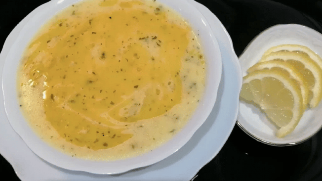 Foto - Kemik suyu veya tarhana değil bakın hangisi! Bu çorbayı içen üşümek bilmiyor