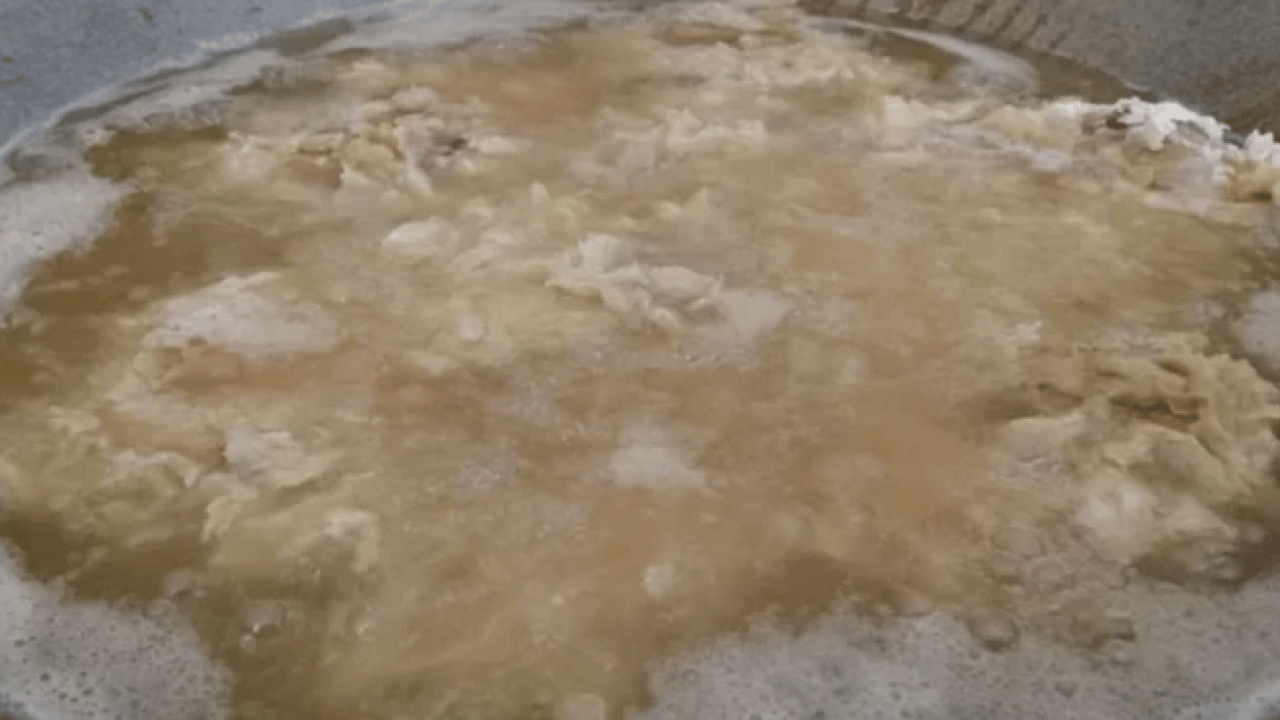 Foto - Kemik suyu veya tarhana değil bakın hangisi! Bu çorbayı içen üşümek bilmiyor