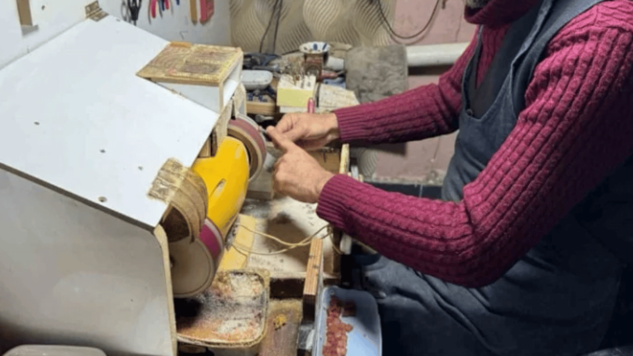 Foto - Kendi imkanıyla üretiyor: Tanesini 40 bin liradan satıyor!