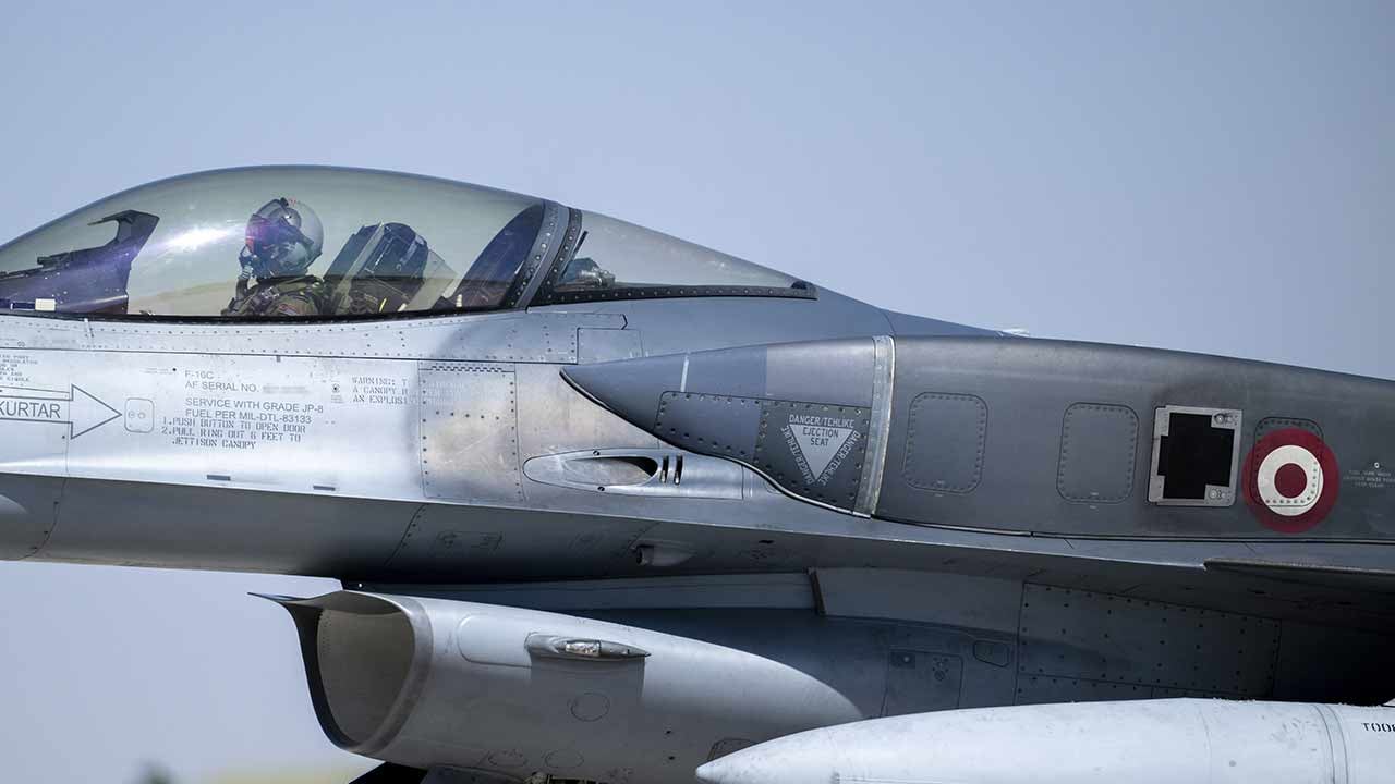 Foto - Kendi savaş uçakları yok... Türk F-16'ları 3 ülkeyi korumak için harekete geçiyor!