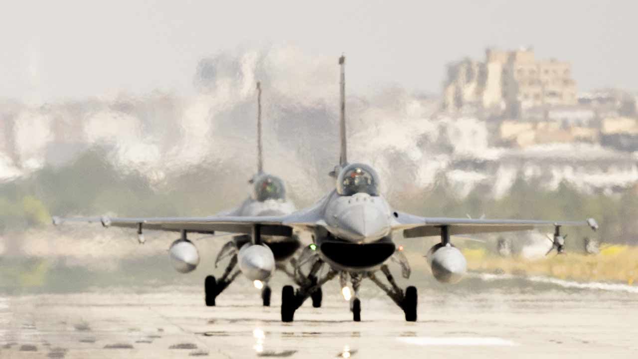 Foto - Kendi savaş uçakları yok... Türk F-16'ları 3 ülkeyi korumak için harekete geçiyor!