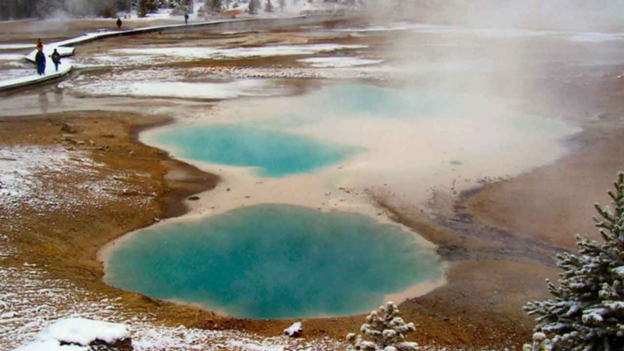 Foto - Kent sakinlerini 'beyaz petrol' heyecanı sardı: Yerin altından fışkırması an meselesi