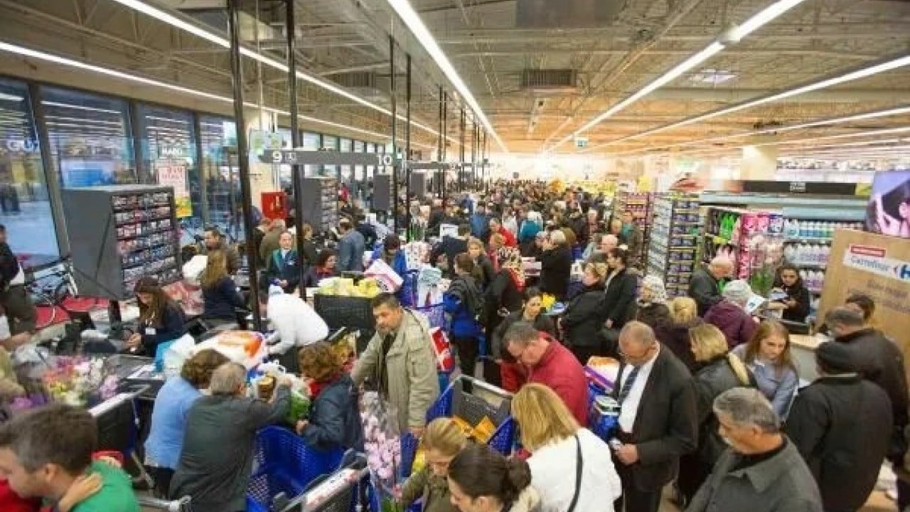 Foto - Kepenkleri kapatan Türkiye'nin ilk hipermarketi bir anda geri döndü: Market yeniden açıldı