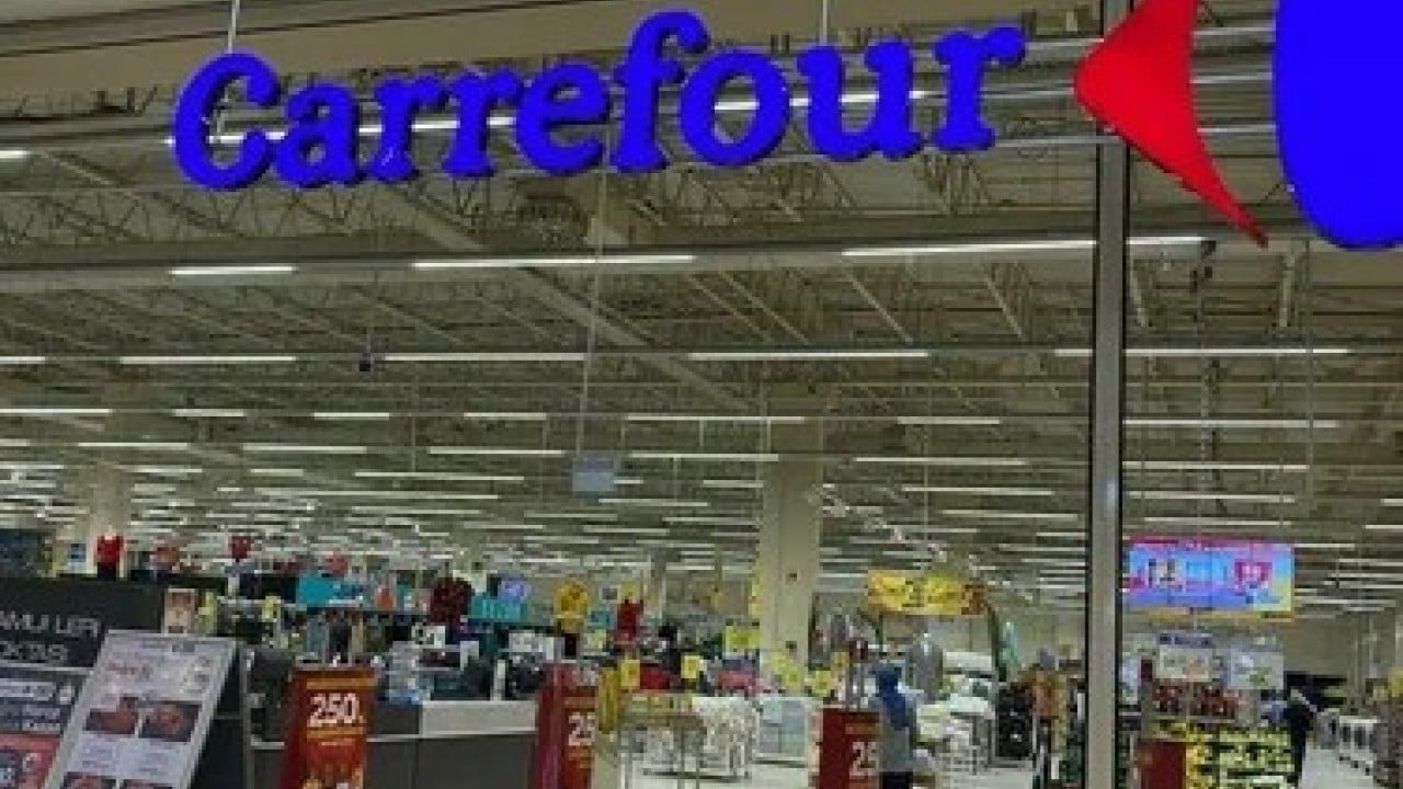 Foto - Kepenkleri kapatan Türkiye'nin ilk hipermarketi bir anda geri döndü: Market yeniden açıldı