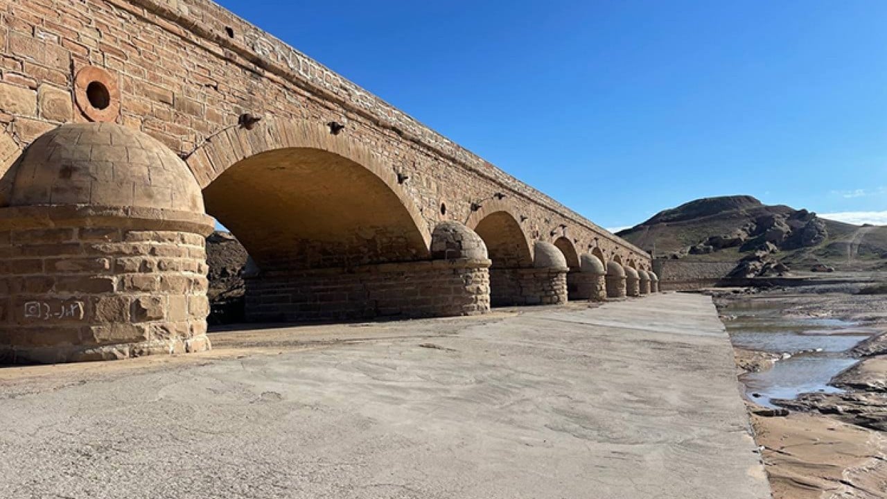 Foto - Kerkük'ün gözbebeği tarihi Osmanlı Köprüsü! Yıllara ve sellere rağmen dimdik ayakta