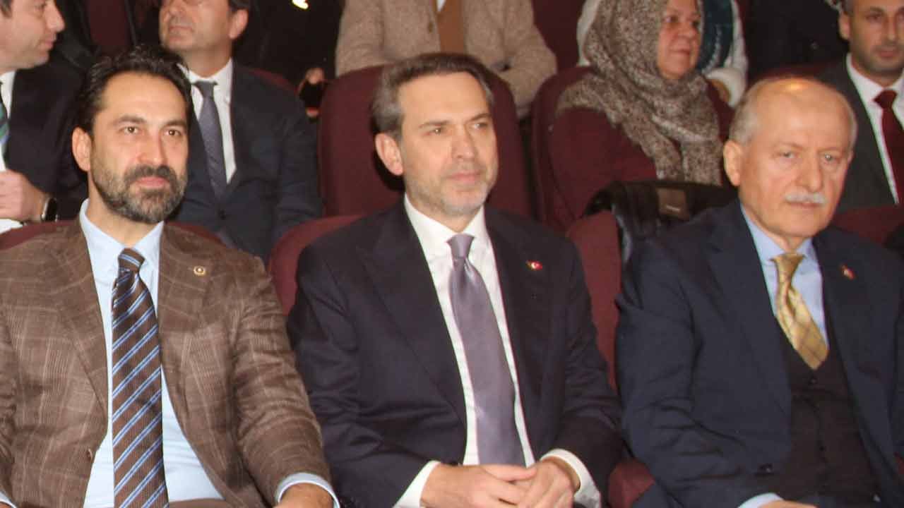 Foto - ‘Keşif yalan’ diyen CHP’liler soba yaksın! 17 milyon haneye yerli doğal gaz geliyor