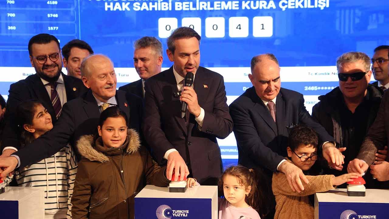 Foto - ‘Keşif yalan’ diyen CHP’liler soba yaksın! 17 milyon haneye yerli doğal gaz geliyor