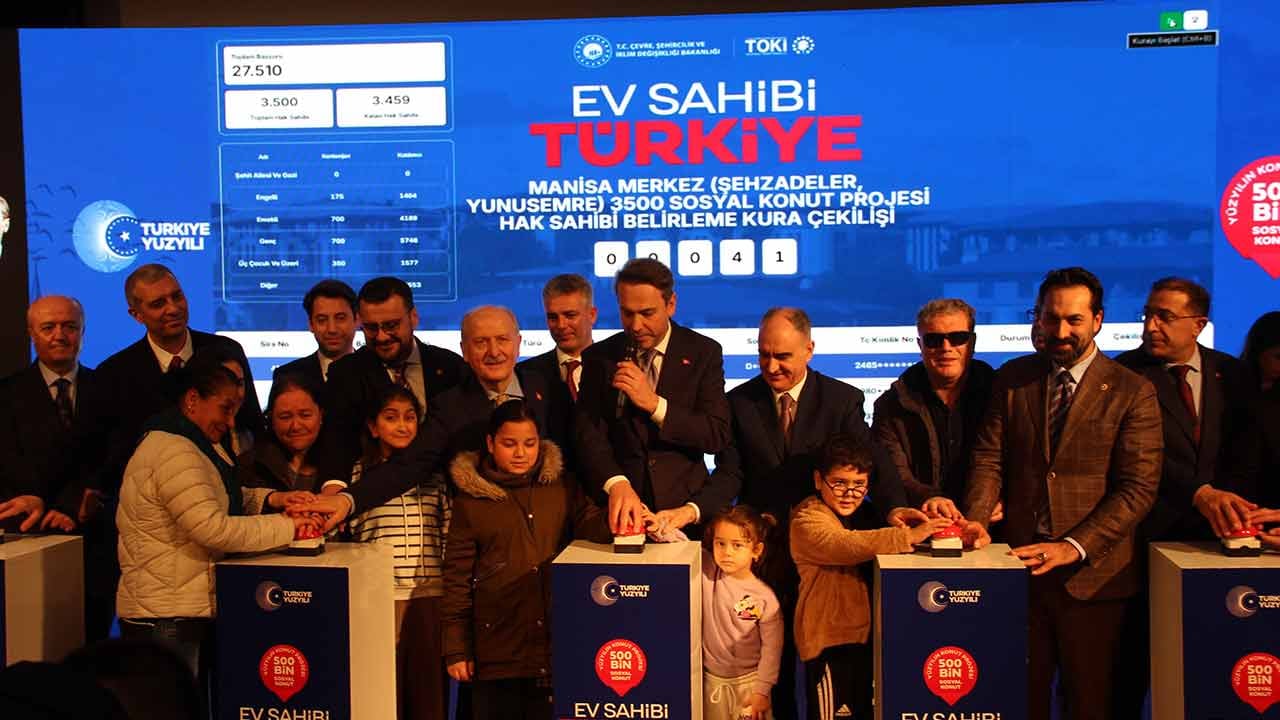 Foto - ‘Keşif yalan’ diyen CHP’liler soba yaksın! 17 milyon haneye yerli doğal gaz geliyor