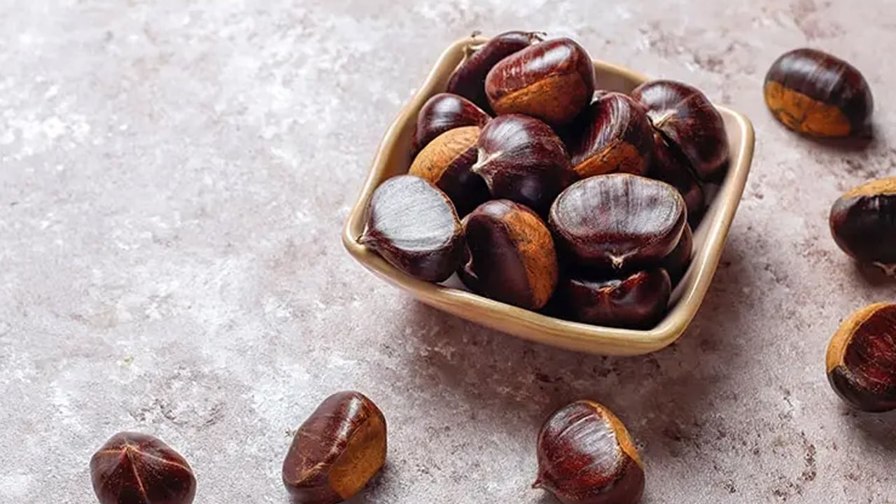 Kestanenin faydaları: Kalp dostu bağışıklık güçlendirici! Faydası say say bitmiyor! Kışın doğal kalp ilacı besin! C vitamini deposu