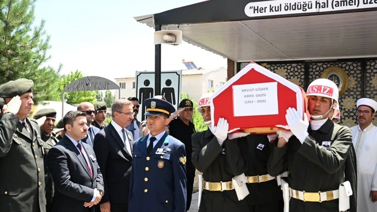 Foto - Kıbrıs gazisine son görev