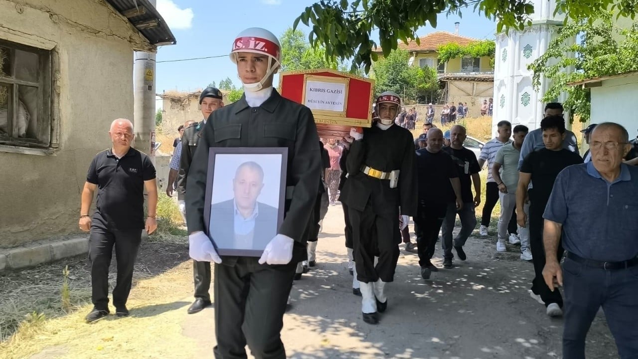 Foto - Kıbrıs gazisine son görev