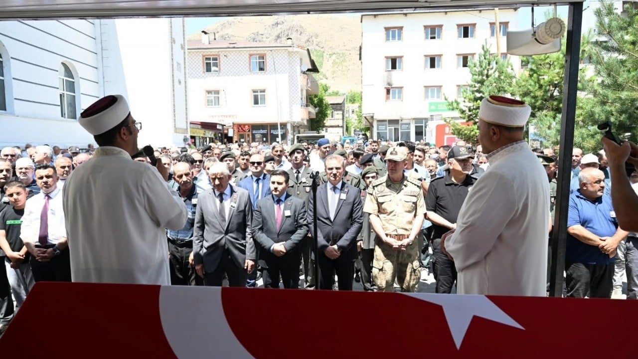 Foto - Kıbrıs gazisine son görev